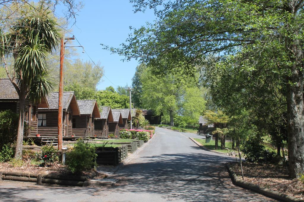 Rotorua Thermal Holiday Park Luaran gambar