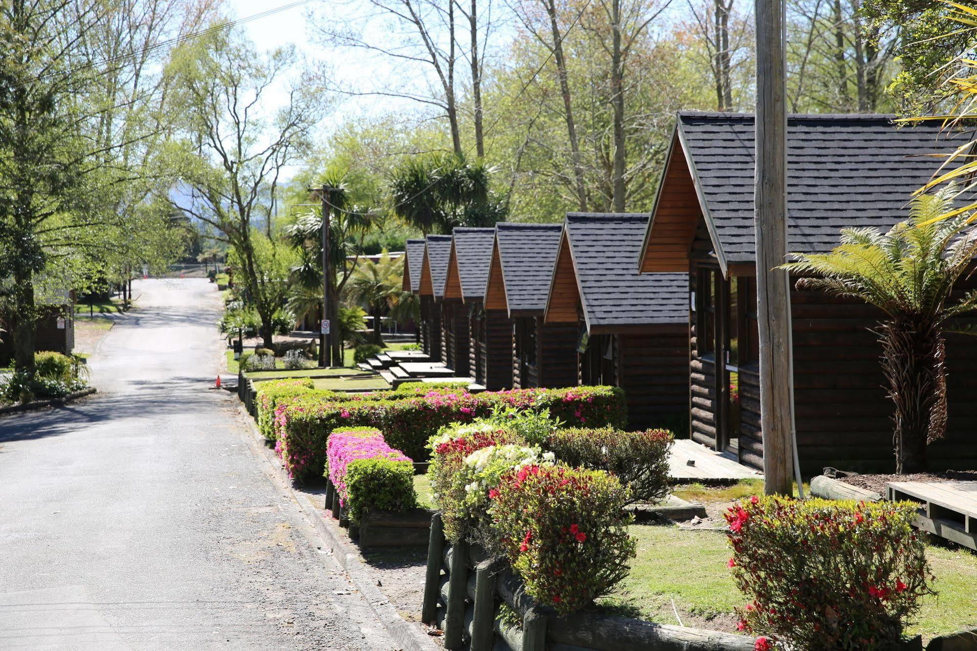Rotorua Thermal Holiday Park Luaran gambar