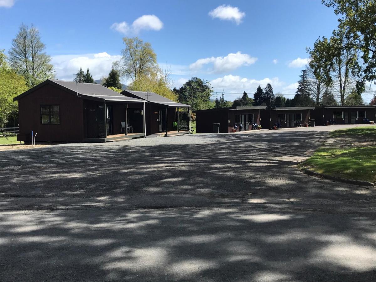 Rotorua Thermal Holiday Park Luaran gambar